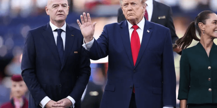 Argentine soccer player snubs Trump during World Cup medals ceremony