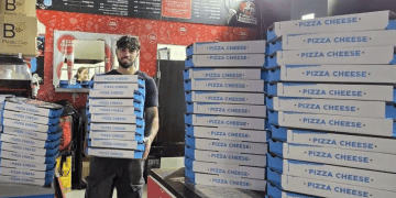 Slices of hope: The wartime initiative sustaining the IDF and Israeli pizzerias