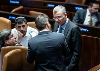 Ministers Yariv Levin and Shlomo Karhi (archive). Photo: Yonatan Sindel/Flash90 Government refuses to comply with High Court ruling on Second Authority council