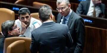 Ministers Yariv Levin and Shlomo Karhi (archive). Photo: Yonatan Sindel/Flash90 Government refuses to comply with High Court ruling on Second Authority council