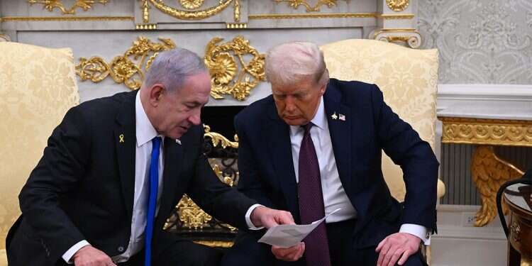 Prime Minister Benjamin Netanyahu and US President Donald Trump during one of their meetings at the White House. Israeli officials are concerned that coordination between the two countries needs to be strengthened. Photo: Avi Ohayon / Government Press Office A repeat of the lead-up to Operation Roaring Lion? Why Netanyahu is heading to Washington