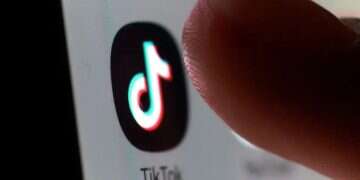 Israeli lawyers told to ditch TikTok dances, boastful claims under new ethics rules