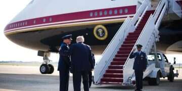 Trump secretly moved in catering truck to alternate jet amid Iranian threat