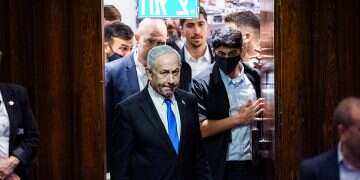 Prime Minister Benjamin Netanyahu at the Knesset plenum. Photo: Yonatan Sindel/Flash90 Ousted before the election? The scenario rattling Netanyahu