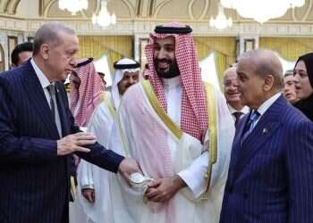 Turkish President Recep Tayyip Erdogan with Saudi Crown Prince Mohammed bin Salman and Pakistani Prime Minister Shehbaz Sharif. Photo: AFP Saudi Arabia builds a new power bloc with Turkey and Pakistan