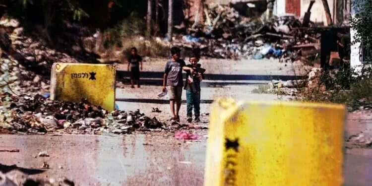 The yellow line in Gaza. Photo: Getty Images A few concrete blocks will shape the fate of the entire Middle East
