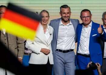 German Jews sound the alarm as far-right and hard-left parties both surge