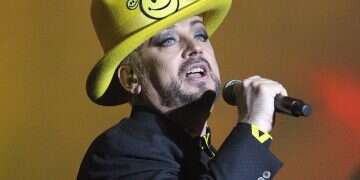 Boy George defies anti-Israel boycott with Tel Aviv show