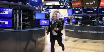 Tech stocks bleed, oil spikes as dual crises hammer investors