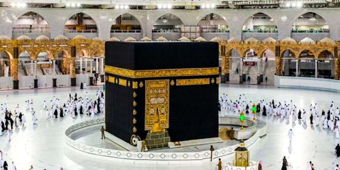 Mecca. Photo: Reuters Sirens sound in Mecca after Houthi missile fire