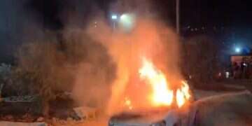 Jewish rioters set fire, injure officers to block return of Palestinian family