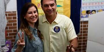 Bolsonaro, his family granted US visas after leaving Brazil