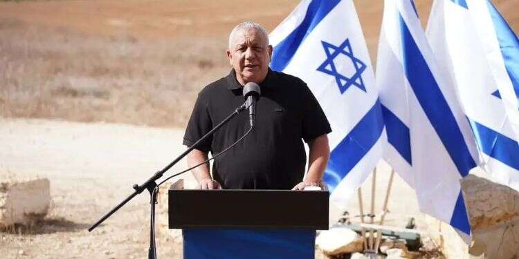 Gadi Eisenkot near the Gaza border. Photo: Yashar party Eisenkot vows: Hamas will no longer rule Gaza within 18 months