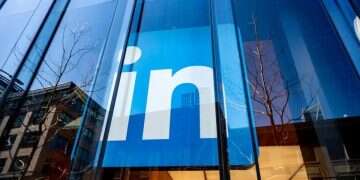 LinkedIn. Photo: Getty Images LinkedIn tests new feed inspired by TikTok