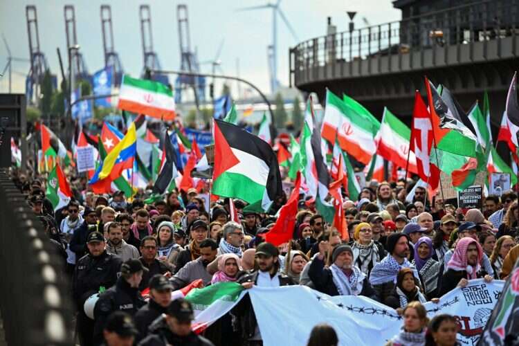 People take part in a pro-Palestinian demonstration against Israel to mark the 78th anniversary of the "Nakba" in Hamburg, Germany, May 16, 2026