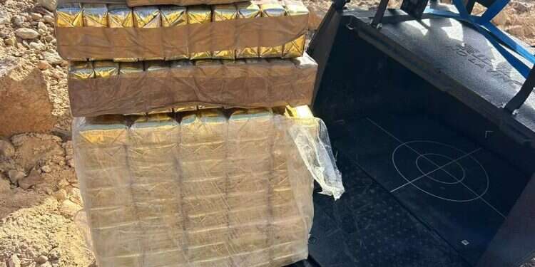 Drugs smuggled into Jordan Israeli gangs reportedly take to the skies to float drugs into Jordan